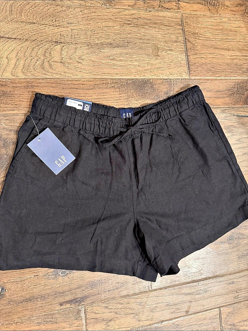 GAP Linen Blend Pull-On Shorts in Black Large